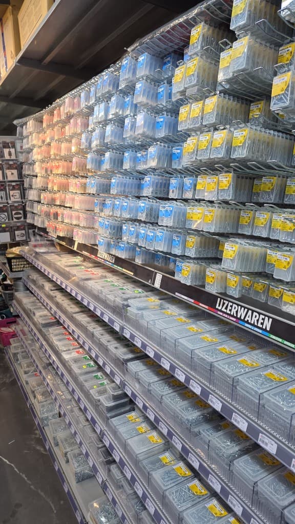 Gereedschap & ijzerwaren in de winkel